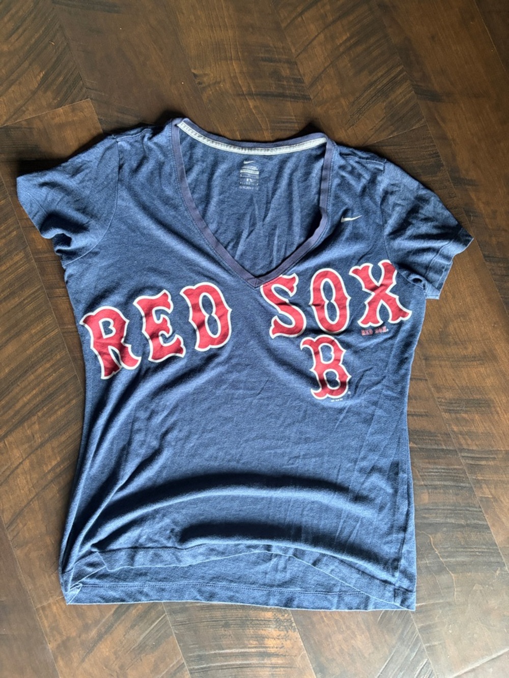 Nike Women's Navy Blue Red Sox V-Neck Tee with Red Lettering and Team Logo